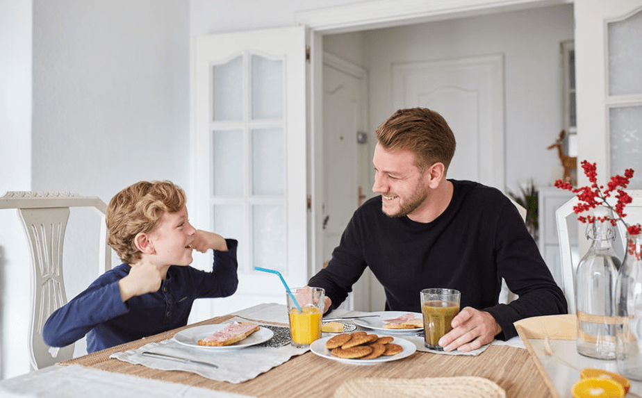 Maak zijn favoriete eten voor het ontbijt